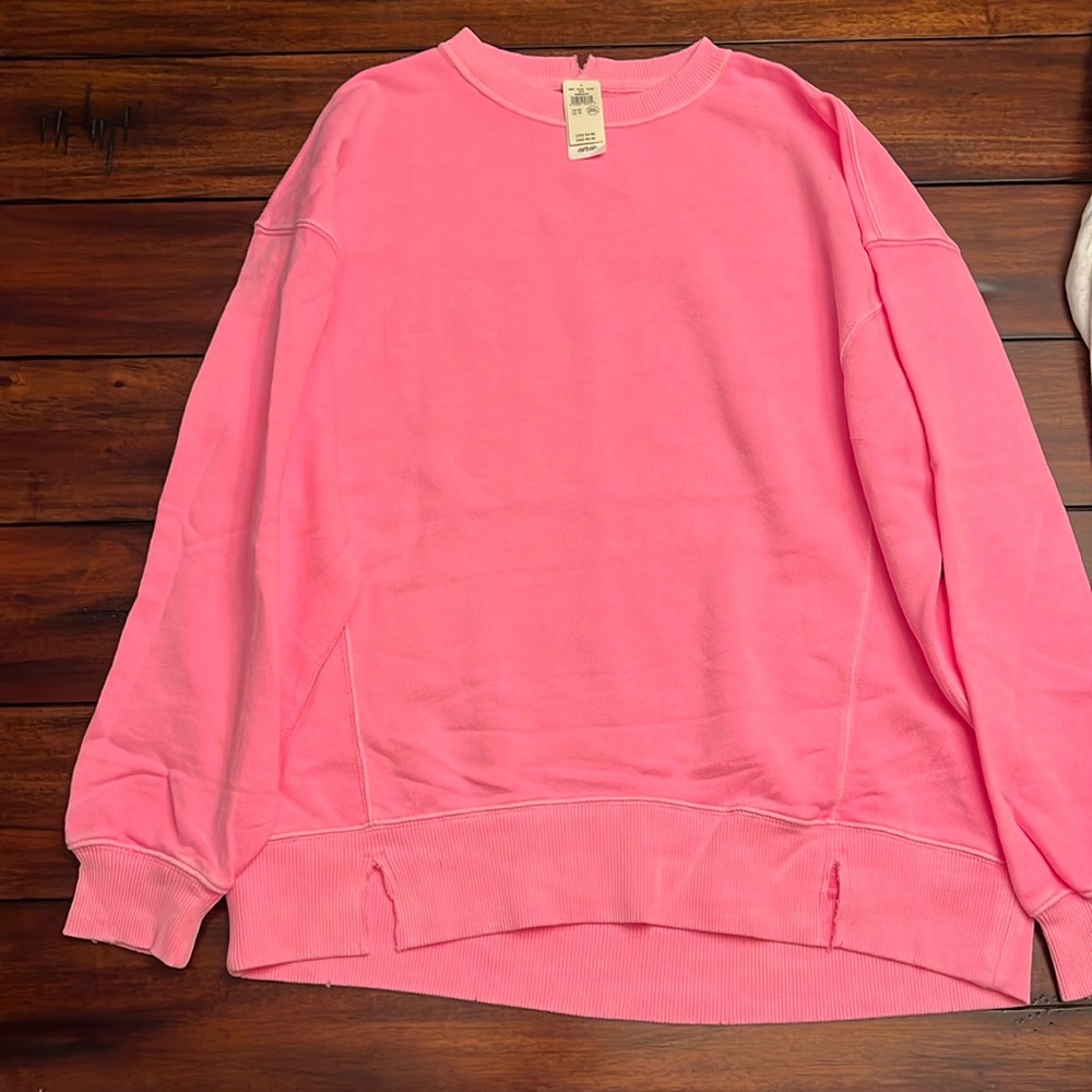 hot pink crewneck aerie size extra small
